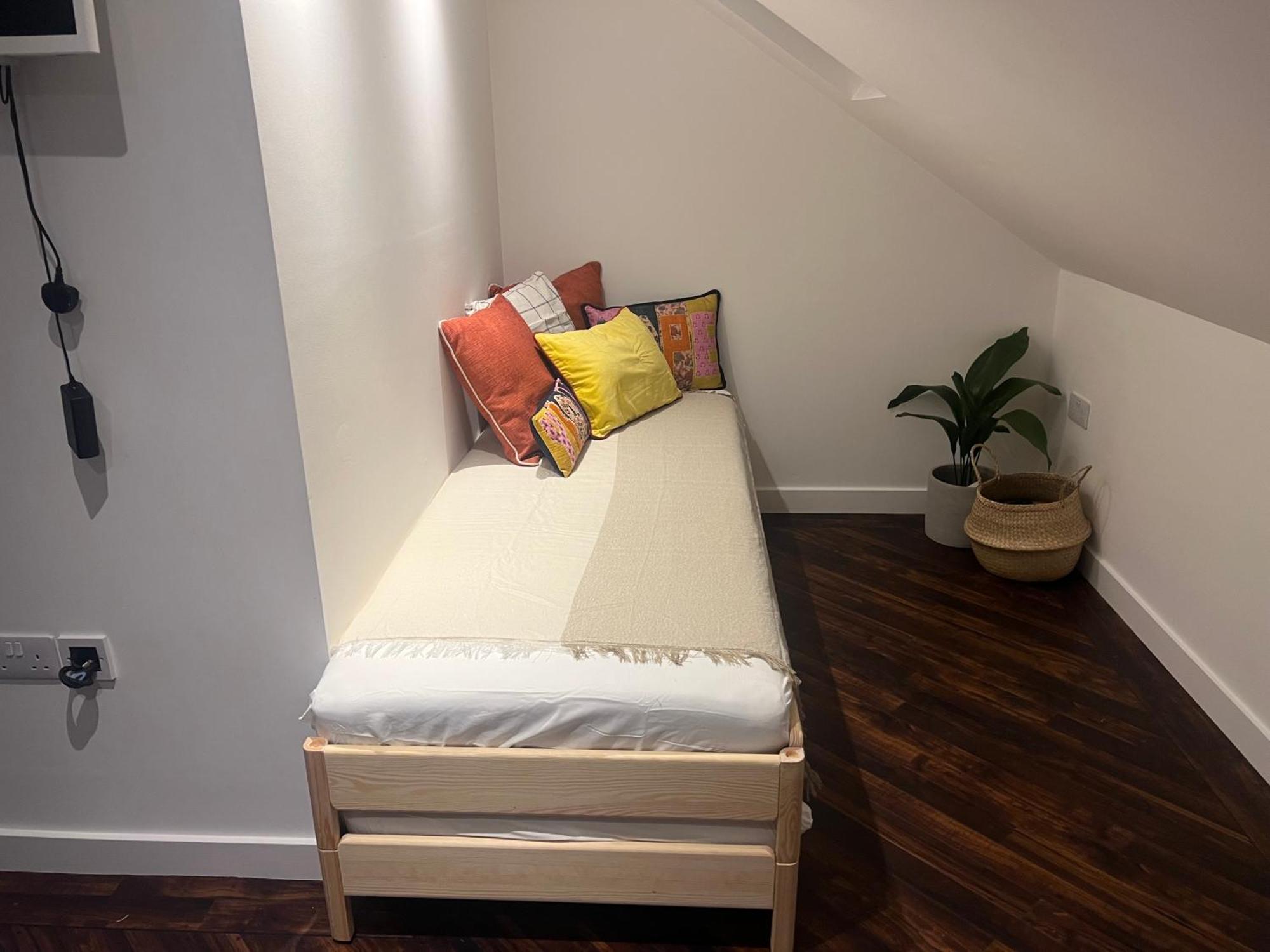 Spacious Battersea Rooms And Apartments Londra Exterior foto