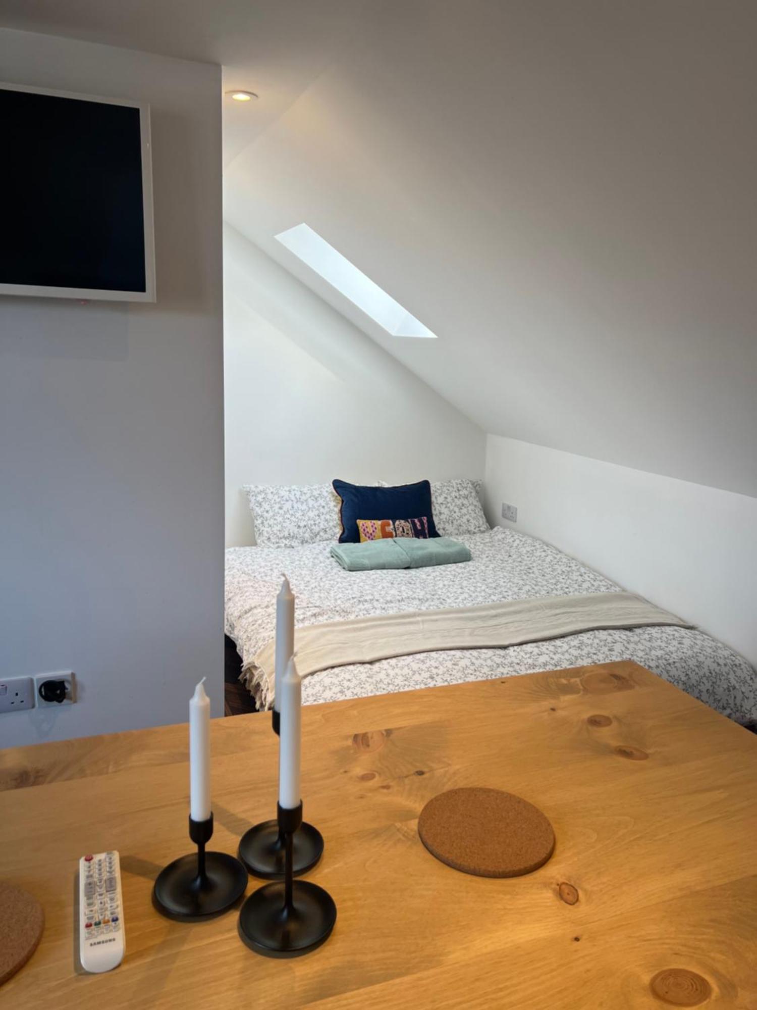 Spacious Battersea Rooms And Apartments Londra Exterior foto