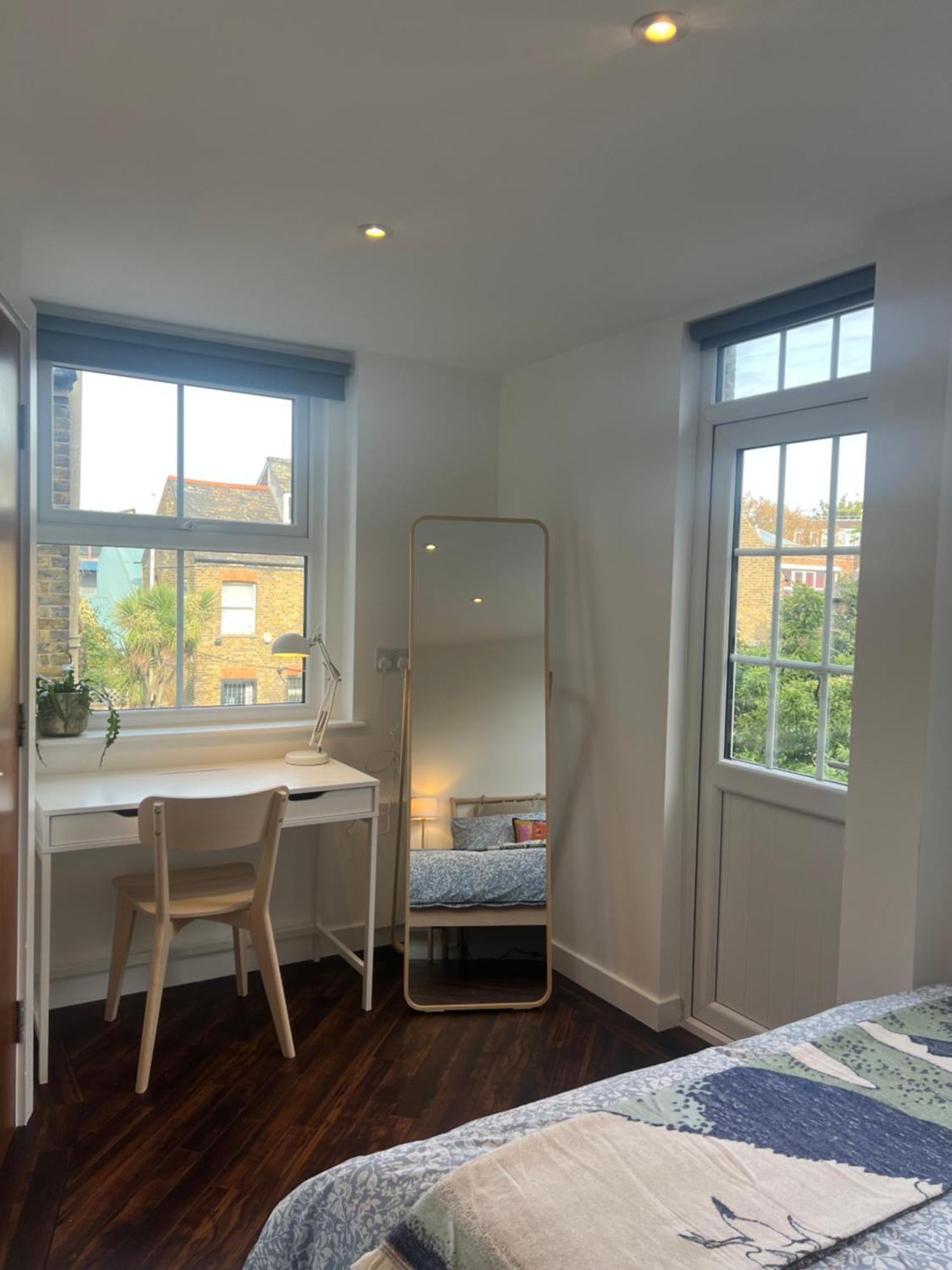 Spacious Battersea Rooms And Apartments Londra Exterior foto